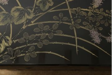 中古　美品　白峯作　伝統工芸　漆塗り　鎗金・沈金　高級感溢れる佇まいの座卓(ローテーブル、センターテーブル、食卓)(R-061565)