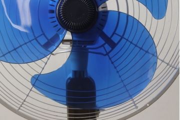レトロ雑貨　激レア!!　松下電器産業　ナショナル扇風機　　箱付き(National、3枚羽)(R-061567)