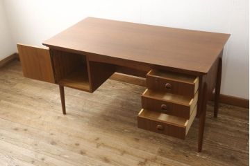 デンマークビンテージ　北欧家具　チーク材　両面使いできるパートナーデスク(両袖机、ワークデスク、オフィスデスク、在宅ワーク用、在宅用、ヴィンテージ)(R-061568)