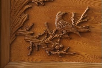中古　民芸家具　屋久杉　和の雰囲気を高める彫刻がアクセントの重ね箪笥(引き出し、和たんす、整理箪笥、収納タンス、衣装箪笥、チェスト)(R-061576)