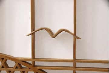 中古　最高級　枠欅(ケヤキ)　雄大な山岳風景を繊細な伝統木工技術で表現した組子入り衝立て(組子パーテーション、組子家具、つい立て)(R-061579)