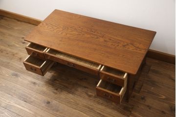 中古　美品　高級品　タモ材　指物工芸家具　漆塗り　捻梅の透かし彫りがかわいらしい文机(ローテーブル、両袖机、座机、デスク、在宅ワーク、在宅用)(R-061583)