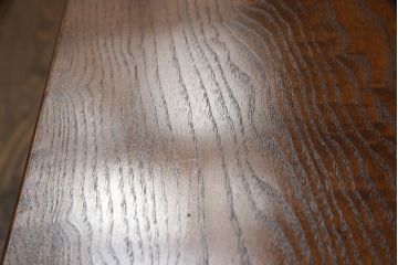 中古　美品　高級品　タモ材　指物工芸家具　漆塗り　捻梅の透かし彫りがかわいらしい文机(ローテーブル、両袖机、座机、デスク、在宅ワーク、在宅用)(R-061583)