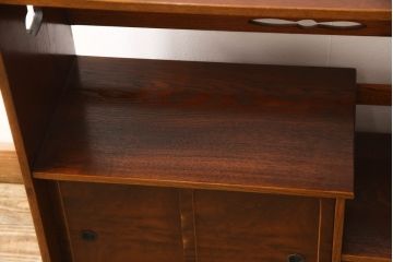 中古　美品　江戸指物　桑材　シンプルながら凝った造りが魅力の飾り棚(茶棚、茶箪笥、違い棚、戸棚、収納棚)(R-061588)