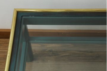 中古　バロッサバレンティ(VARO,S.A. VALENTI)　アルタミラ　グリーンカラーがおしゃれなサイドテーブル(ガラステーブル、ナイトテーブル、店舗什器)(R-061589)