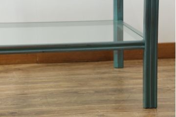 中古　バロッサバレンティ(VARO,S.A. VALENTI)　アルタミラ　グリーンカラーがおしゃれなサイドテーブル(ガラステーブル、ナイトテーブル、店舗什器)(R-061589)