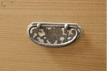 中古　高島屋　伝統工芸士　椿春雄作　凛とした佇まいが魅力の加茂総桐箪笥(胴丸、総桐たんす、引き出し、着物箪笥、和タンス)(R-061595)