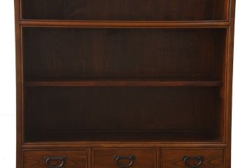 中古　超美品　希少サイズ　ニレ材　3尺薄型　すっきりとした佇まいが上品な水屋箪笥(食器棚、戸棚、収納棚、キャビネット)(R-061601)