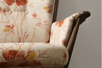 イギリスビンテージ　超美品　ERCOL(アーコール)　エバーグリーン　曲げ木のフレームが目を惹くハイバック2人掛けソファ(アームソファ、ラブソファ、二人掛け、ヴィンテージ、英国、北欧)(R-061602)