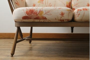 イギリスビンテージ　超美品　ERCOL(アーコール)　エバーグリーン　曲げ木のフレームが目を惹くハイバック2人掛けソファ(アームソファ、ラブソファ、二人掛け、ヴィンテージ、英国、北欧)(R-061602)