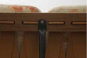イギリスビンテージ　超美品　ERCOL(アーコール)　エバーグリーン　曲げ木のフレームが目を惹くハイバック2人掛けソファ(アームソファ、ラブソファ、二人掛け、ヴィンテージ、英国、北欧)(R-061602)