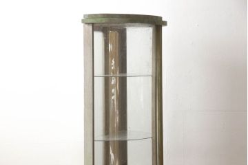 和製アンティーク　希少デザイン!!　Rガラス　懐かしさ漂う!たばこ屋さんの縦型ガラスケース(ショーケース、陳列棚、飾り棚、店舗什器、ディスプレイ棚、曲げガラス)(R-061604)