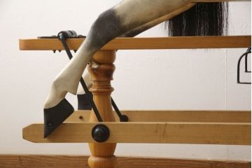 アンティーク雑貨　トム・コブリー(TOM COBLEY TOYS)　リアルな造形のロッキングホース(木馬)(R-061606)