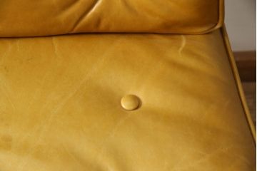 中古　DREXEL HERITAGE(ドレクセルヘリテイジ)　イエローカラーが空間のアクセントになるエグゼクティブデスクチェア(オフィスチェア、回転チェア、アームチェア)(R-061607)