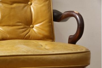 中古　DREXEL HERITAGE(ドレクセルヘリテイジ)　イエローカラーが空間のアクセントになるエグゼクティブデスクチェア(オフィスチェア、回転チェア、アームチェア)(R-061607)