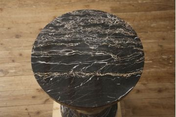 フランス製　今にも動き出しそうなリアルなブロンズ像+大理石台座のセット(オブジェ、店舗什器、ディスプレイ)(R-061608)