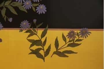中古　香川漆器　伝統工芸士・小松庄一作　桐材　色彩豊かな漆絵が優美な存在感を放つ衣装箪笥(着物箪笥、収納箪笥、引き出し、桐箪笥、戸棚)(R-061615)