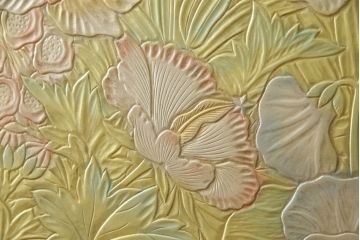 中古　超美品　香川漆器　伝統工芸士・小松庄一作　桐材　対比された色遣いが優美さを引き立てる衣装箪笥(着物箪笥、収納箪笥、引き出し、桐箪笥)(R-061622)