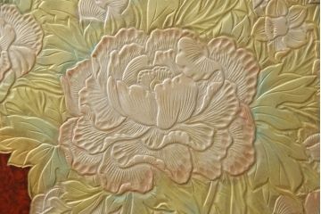 中古　超美品　香川漆器　伝統工芸士・小松庄一作　桐材　対比された色遣いが優美さを引き立てる衣装箪笥(着物箪笥、収納箪笥、引き出し、桐箪笥)(R-061622)