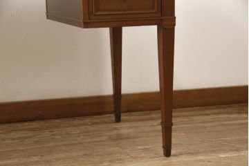 中古　DREXEL HERITAGE(ドレクセルヘリテイジ)　Triune(トライユン)　クラシックなデザインがステキなニーホールデスク(両袖デスク、机、ワークデスク、在宅ワーク用、在宅用)(定価約41万円)(R-061633)