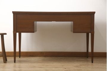 中古　DREXEL HERITAGE(ドレクセルヘリテイジ)　Triune(トライユン)　クラシックなデザインがステキなニーホールデスク(両袖デスク、机、ワークデスク、在宅ワーク用、在宅用)(定価約41万円)(R-061633)