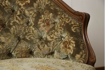 中古　カリモク家具(karimoku)　domani(ドマーニ)　Louis(ルイ)XVシリーズ　シェーズロング　流れる曲線が優雅なカウチソファ(二人掛け、2P、長椅子)(R-061635)