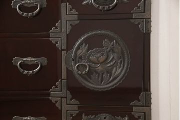 中古　超美品　仙台箪笥　KB-7BD　表面欅(ケヤキ)材　内部桐材　木地呂漆塗り　重厚な佇まいが貫禄漂う四尺野郎箪笥(衣装タンス、和タンス、収納箪笥、引き出し)(定価約100万円)(R-061638)