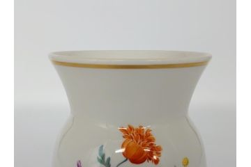 ドイツ　マイセン　Meissen　五つ花　ベーシックフラワー　優雅な佇まいが洗練された雰囲気を醸し出す花瓶(フラワーベース、花器、西洋陶磁器)(R-061650)