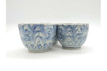 江戸後期　古伊万里　染付　線描き　孔雀文　蕎麦猪口3客セット(向付、湯呑、和食器)　(R-061655)