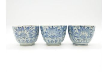 江戸後期　古伊万里　染付　線描き　孔雀文　蕎麦猪口3客セット(向付、湯呑、和食器)　(R-061655)