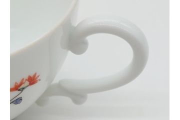 人間国宝　十四代　酒井田柿右衛門　錦　菊鳥文　紅葉椀　カップ&ソーサー(共箱付き、濁手、磁器、陶磁器、色絵、作家物、C&S)(R-061656)