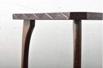 中古　伝統工芸　日光彫り　ダイナミックな花の意匠が存在感のあるコーナーラック(飾り台、花台)(R-061658)