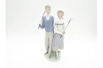 スペイン　リヤドロ　LLADRO　ゴルフのカップル　躍動感溢れる造りが素敵なフィギュリン(箱なし、陶器人形、置物、オブジェ)(R-061660)