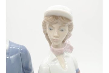 スペイン　リヤドロ　LLADRO　ゴルフのカップル　躍動感溢れる造りが素敵なフィギュリン(箱なし、陶器人形、置物、オブジェ)(R-061660)