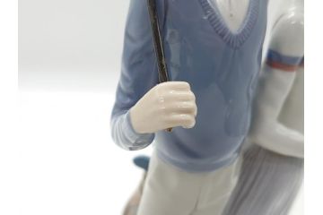 スペイン　リヤドロ　LLADRO　ゴルフのカップル　躍動感溢れる造りが素敵なフィギュリン(箱なし、陶器人形、置物、オブジェ)(R-061660)