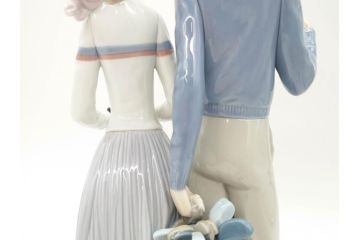 スペイン　リヤドロ　LLADRO　ゴルフのカップル　躍動感溢れる造りが素敵なフィギュリン(箱なし、陶器人形、置物、オブジェ)(R-061660)