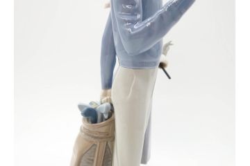 スペイン　リヤドロ　LLADRO　ゴルフのカップル　躍動感溢れる造りが素敵なフィギュリン(箱なし、陶器人形、置物、オブジェ)(R-061660)