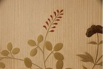 中古　伝統工芸士・中田静夫作　花の絵柄がかわいらしくも品を感じさせる紀州箪笥(大丸、桐たんす、衣装箪笥、和タンス、引き出し)(定価約220万円)(R-061669)