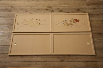 中古　伝統工芸士・中田静夫作　花の絵柄がかわいらしくも品を感じさせる紀州箪笥(大丸、桐たんす、衣装箪笥、和タンス、引き出し)(定価約220万円)(R-061669)