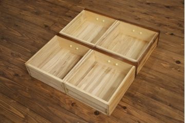 中古　国産　民芸家具　ニレ材　上質な和の空間を演出する水屋箪笥サイドボード(サイドキャビネット、茶棚、茶タンス、収納棚、戸棚)(R-061670)