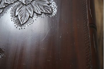和製ビンテージ　大胆かつ繊細な彫刻が美しい日光彫りのローテーブル(座卓、リビングテーブル、センターテーブル、ヴィンテージ)(R-061671)