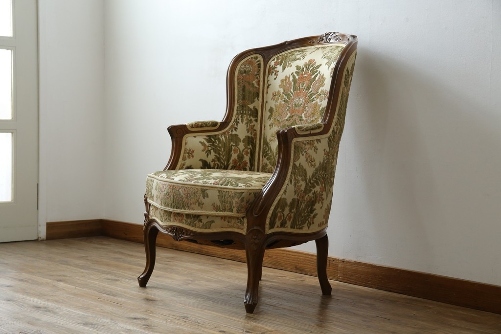 フランスアンティーク　エレガントな空間を演出する1人掛けソファ　(R-061677)