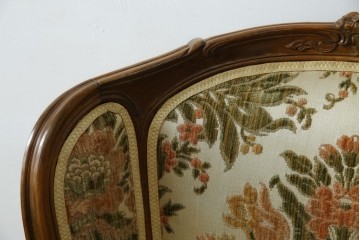 フランスアンティーク　エレガントな空間を演出する1人掛けソファ　(R-061677)