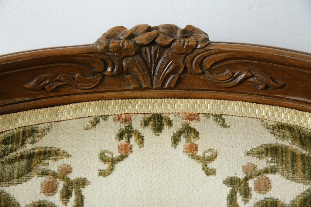 フランスアンティーク　エレガントな空間を演出する1人掛けソファ　(R-061677)