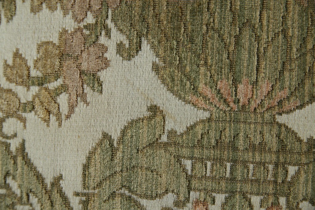 フランスアンティーク　エレガントな空間を演出する1人掛けソファ　(R-061677)