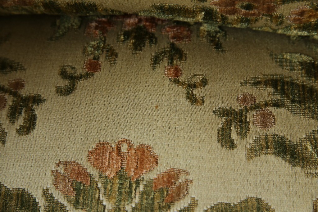 フランスアンティーク　エレガントな空間を演出する1人掛けソファ　(R-061677)