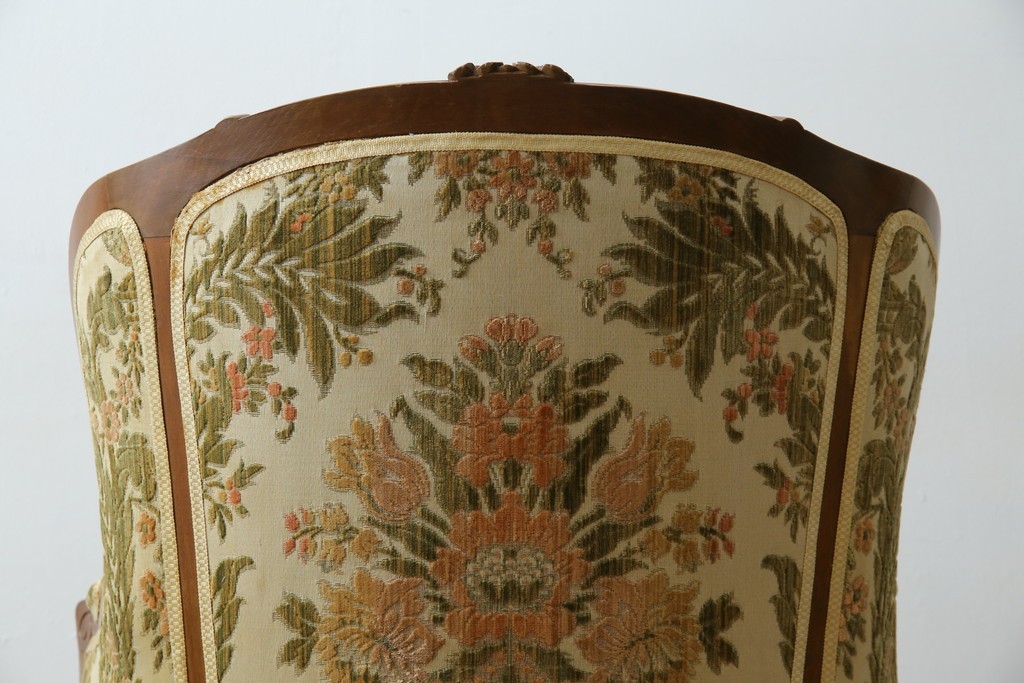 フランスアンティーク　エレガントな空間を演出する1人掛けソファ　(R-061677)