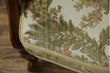 フランスアンティーク　エレガントな空間を演出する1人掛けソファ　(R-061677)