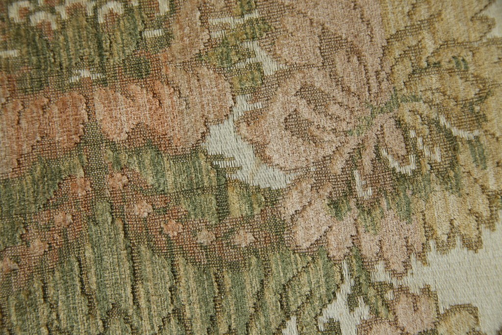 フランスアンティーク　エレガントな空間を演出する1人掛けソファ　(R-061677)