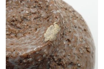 玉村松月　萩焼　抹茶碗　奥深い味わいが感じられる茶碗(共箱付き、茶器、茶道具、和食器、高麗焼)(R-061684)